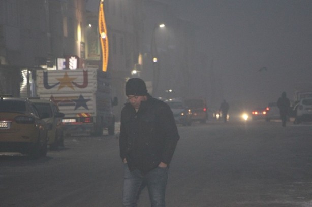 Foto - Karlıova'da hava kirliliği! 'Akşam saatlerine doğru nefes alamıyoruz'