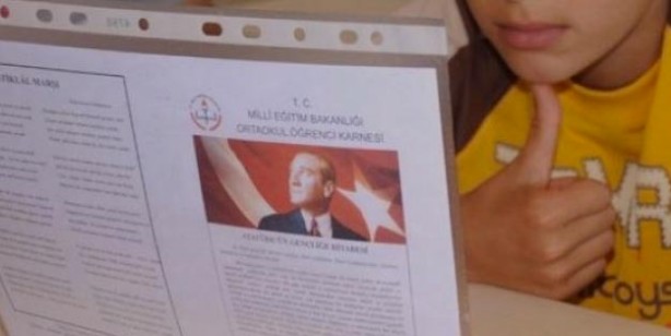 Foto - Karneler nasıl alınacak? Karne notlarını nereden görebilirim?