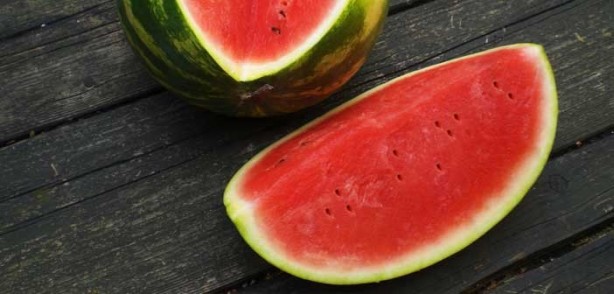 Foto - Karpuzun çekirdeğini yerseniz eğer...