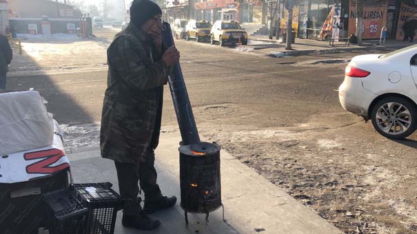 Foto - Kars eksi 26 dereceyi gördü! Caddede bunu yaptılar
