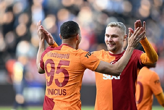 Foto - Karşımıza yine onlar çıktı diyecekler! Beşiktaş çok istiyordu! Galatasaray dünya yıldızını getiriyor... 