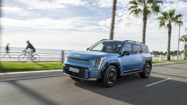 Foto - Karşınızda dünyanın en iyi otomobili! Türkiye pazarında hayranlık uyandıran 7 koltuklu dev SUV! Yalnızca mart ayında dört ödül kazandı!