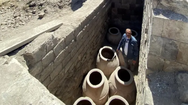Foto - Kars'ta büyük buluş! Tarihin en büyük hazinelerinden