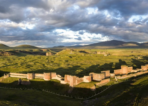 Foto - Kars'ta büyük buluş! Tarihin en büyük hazinelerinden