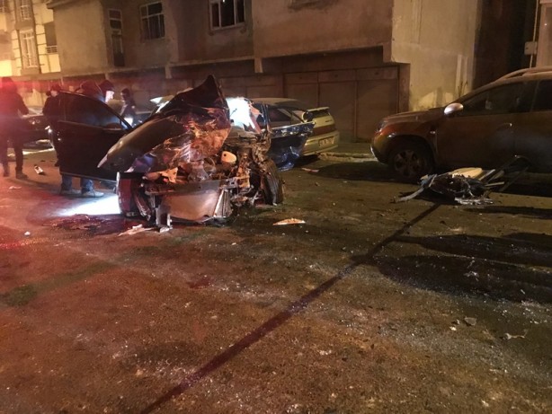 Foto - Kars’ta feci kaza! Bahçe duvarı 4 can aldı