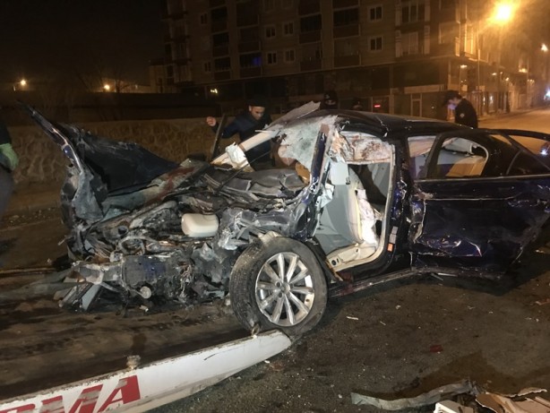 Foto - Kars’ta feci kaza! Bahçe duvarı 4 can aldı