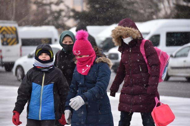 Foto - Kars'ta kar yağışı