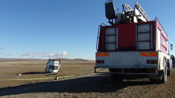 Foto - Kars’tan acı haber! Öğrenci servisi takla attı: Ölü ver yaralılar var