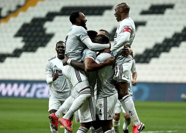Foto - Kartal'da yeniden Aboubakar sesleri!
