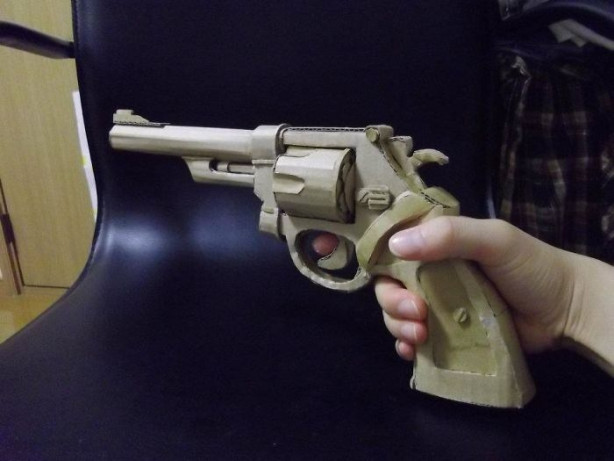 Foto - Kartondan öyle şeyler yaptı ki