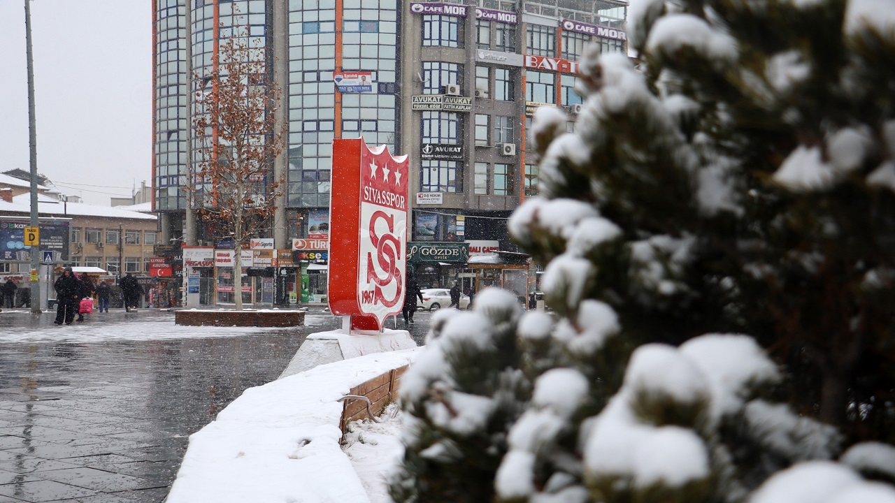 Foto - Kartpostallık görüntü! O ilimiz beyaz gelinliğini giydi