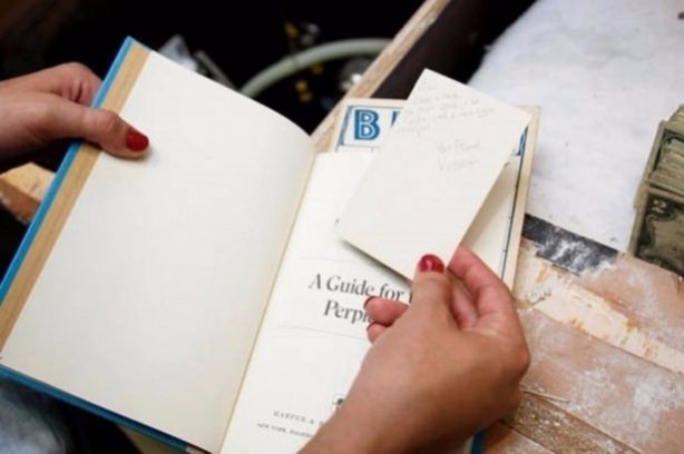 Foto - Kasanın içinden çıkanlar herkesi hayrete düşürdü!