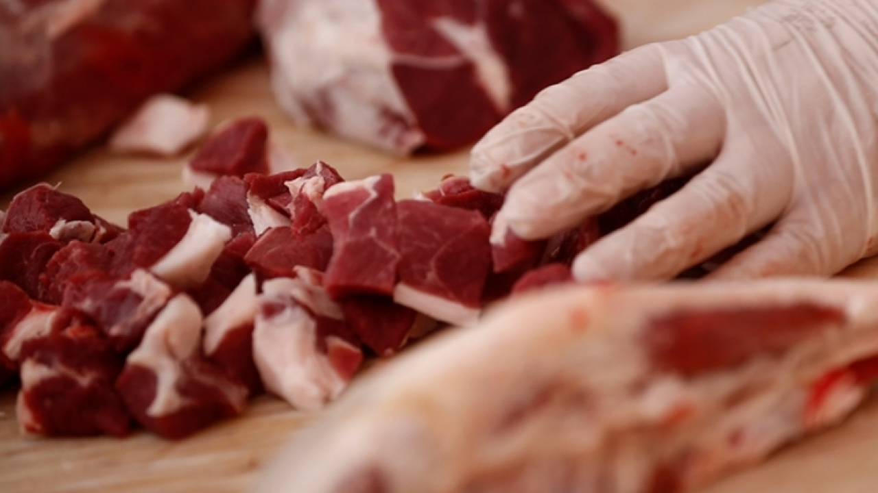 Foto - Kasaplardan et alanlar: Bu belirti varsa sakın almayın! Ankara Kasaplar Odası Başkanı uyardı