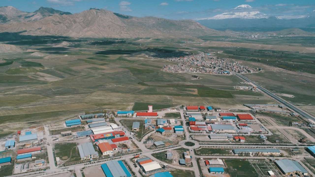 Foto - Kasım Süleymani'nin kızından Türkiye'ye karşı tehlikeli hamle! Sessiz sedasız aldı