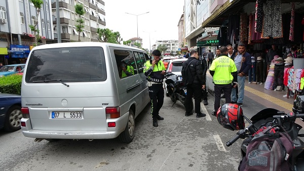 Foto - Kaskı sayesinde ölümden döndü