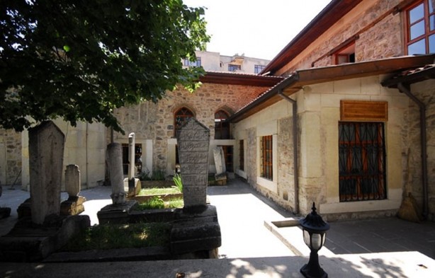 Kastamonu tarihine damga vuran bir yapı: Yılanlı Camii ve Külliyesi