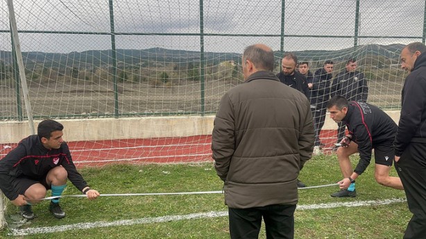 Foto - Kastamonu'da akılalmaz olay! Maçın başlamasına dakikalar kala itiraz geldi, 23 yıllık sahada o "pes" dedirten sebep yüzünden maç iptal edildi