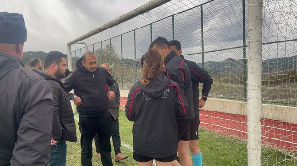 Foto - Kastamonu'da akılalmaz olay! Maçın başlamasına dakikalar kala itiraz geldi, 23 yıllık sahada o "pes" dedirten sebep yüzünden maç iptal edildi