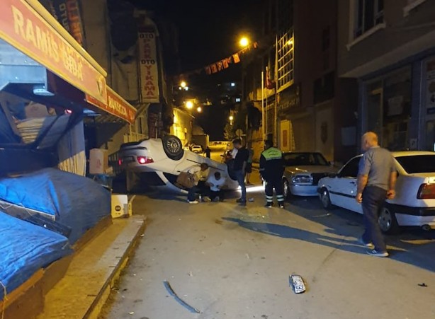 Foto - Kastamonu'da iki otomobil çarpıştı