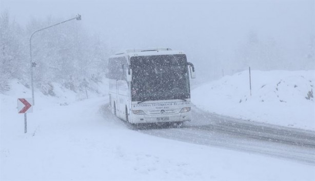 Foto - Kastamonu'ya yılın ilk karı yağdı