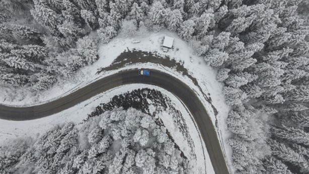 Foto - Kastamonu'ya yılın ilk karı yağdı