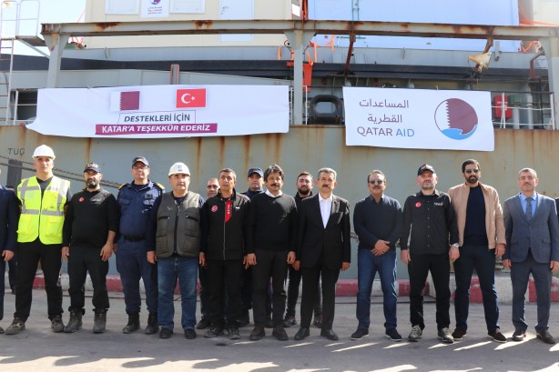 Foto - Katar Emiri Al Sani emri verdi! İki gemi Türkiye karasularına girip bölgeye geldi