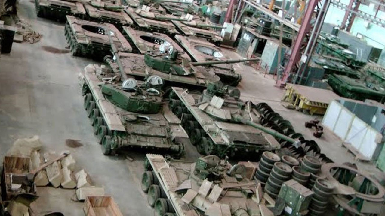 Foto - 'Katar'a satıldı' diyorlardı! Mete Yarar Tank Palet Fabrikası gerçeğini açıkladı: İçeride 100 asker var