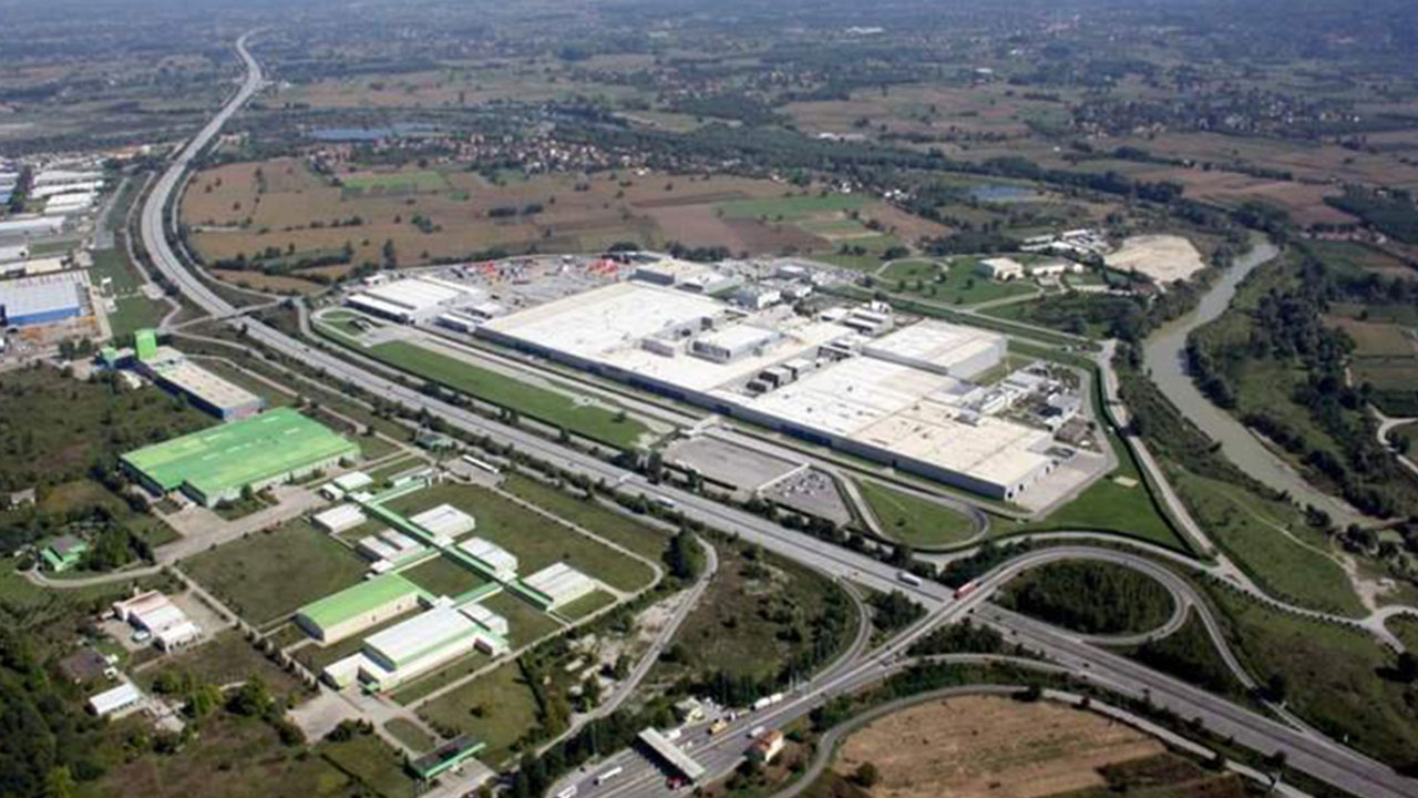 Foto - 'Katar'a satıldı' diyorlardı! Mete Yarar Tank Palet Fabrikası gerçeğini açıkladı: İçeride 100 asker var