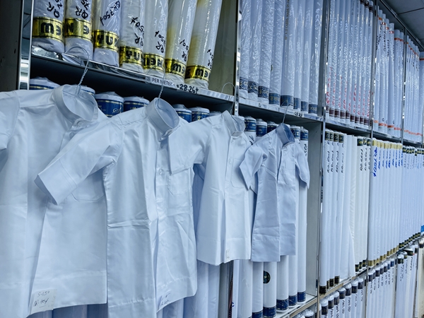 Foto - Katarlılar bayram öncesi terzilere akın etti