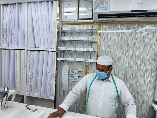 Foto - Katarlılar bayram öncesi terzilere akın etti