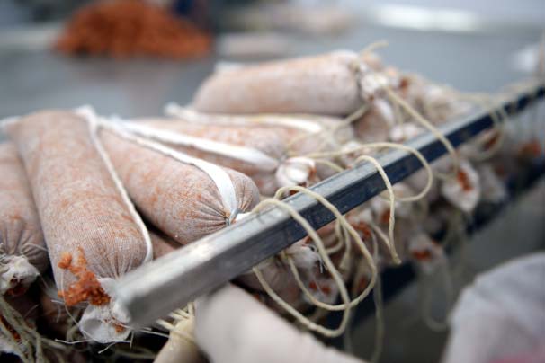 Katarlılar Tokat'ın 'bez sucuğuna' bayıldı!