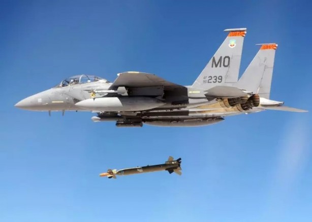 Foto - Katil İsrail insanları bu silahlarla katlediyor!