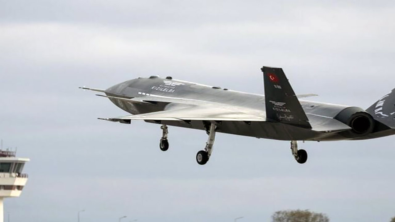 Foto - Katil İsrail Lübnan'ın doğusuna hava saldırıları düzenledi