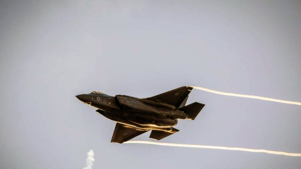 Foto - Katil İsrail Lübnan'ın doğusuna hava saldırıları düzenledi