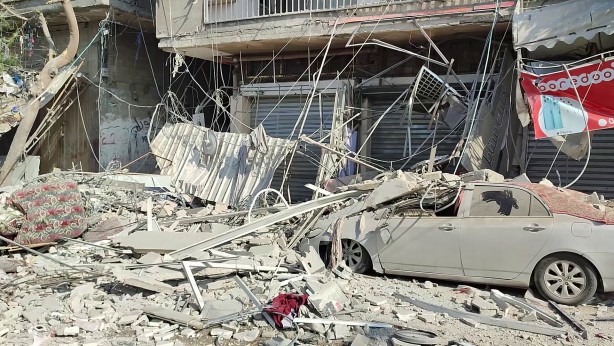 Foto - Katil İsrail sivillerin üzerine bomba yağdırdı! 19 şehit