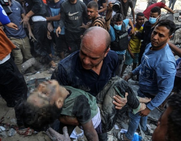 Foto - Katil İsrail’in BM temsilcisi böyle hedef göstermişti: Filistinli çocukları bu yüzden öldürüyoruz!