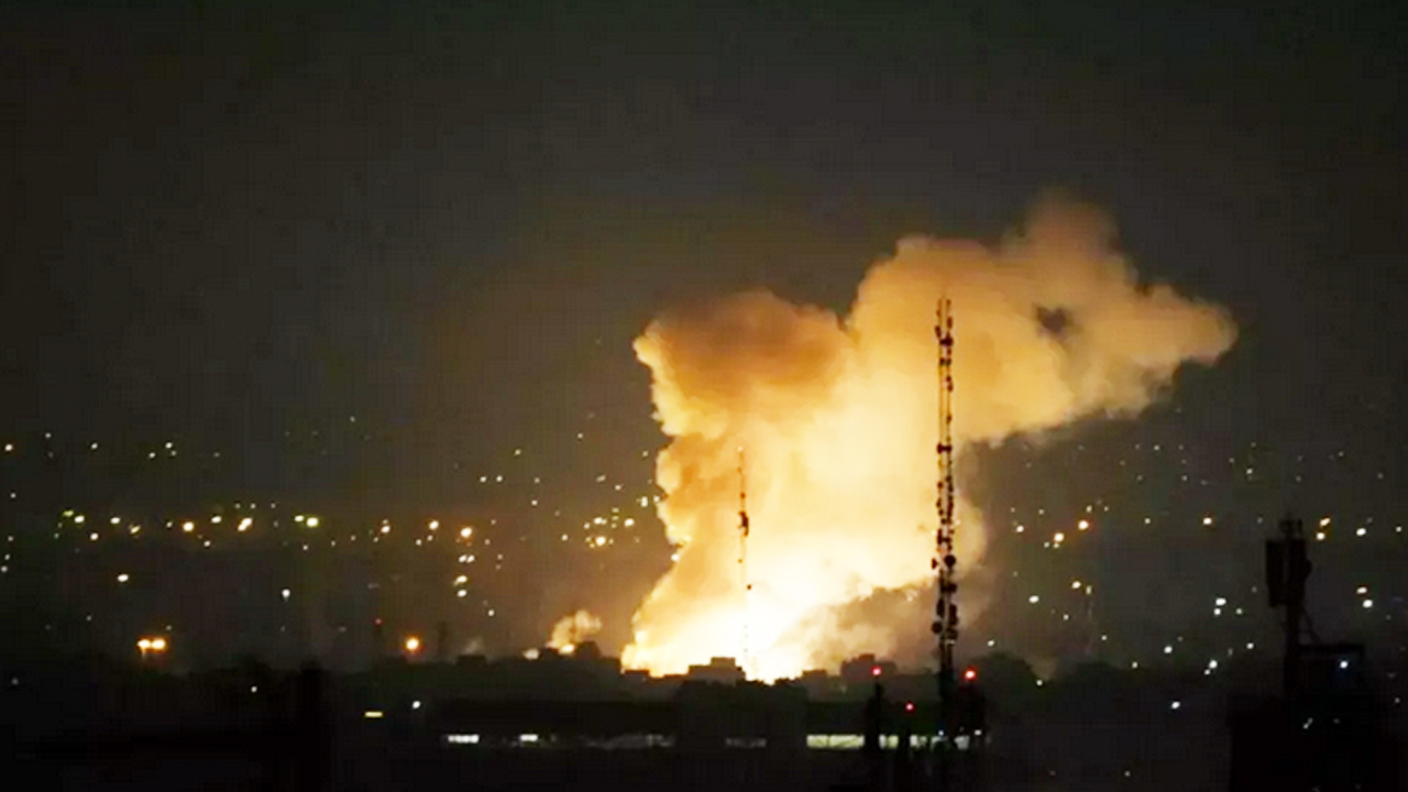 Foto - Katil İsrail’in köpeği yine havlamaya başladı! İran’dan tokat yemişti ama ABD destekli atmaya başladı…