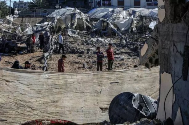 Foto - Katil köpeklerin Nazilerden farkı yok!