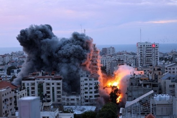 Foto - Katil Netanyahu'dan İsrail vatandaşlarını silahlandırma planı: Hazırlanıyoruz, kehaneti gerçekleştireceğiz!