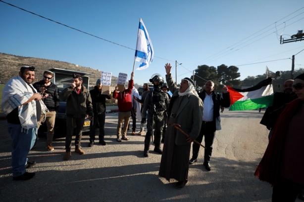 Foto - Katiller Filistin'de bir bölgeyi abluka altına aldı