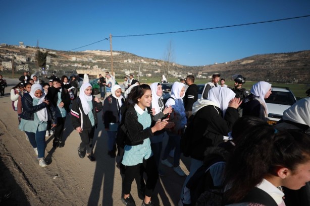 Foto - Katiller Filistin'de bir bölgeyi abluka altına aldı
