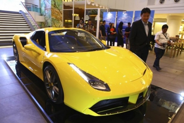 Foto - Katlanabilir metal tavanılı Ferrari tanıtıldı