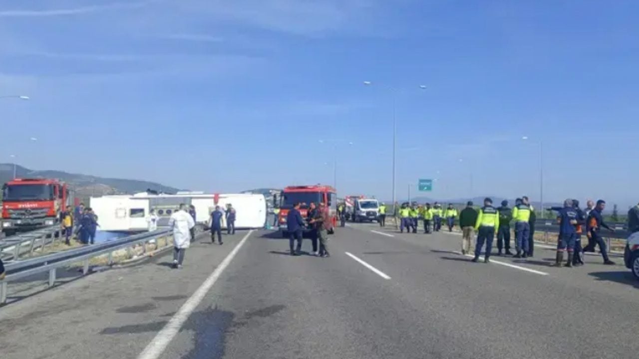Foto - Katliam gibi kazanın şoförü kendini böyle savundu: Kavşağı kaçırınca manevrayla emniyet şeridine girmeye çalıştım