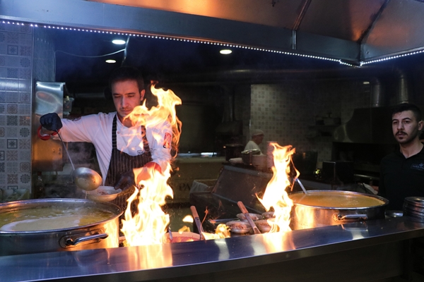 Kavanozda 8 ay boyunca saklanabiliyor! Bir çok ülkeye gönderiliyor