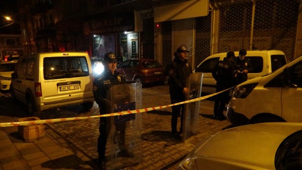 Foto - Kavga ihbarına gitti! Polis bacağından vuruldu