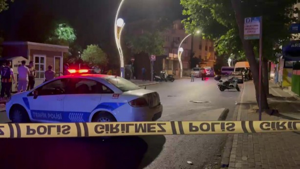 Foto - Kavgayı ayıran bekçi sırtından bıçaklandı