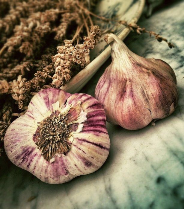  Kavrulmuş sarımsak yemeniz için öyle çok sebep var ki!