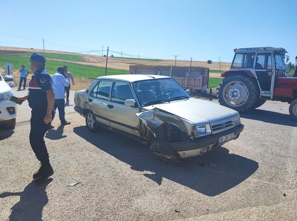 Foto - Kavşakta kaza 4 yaralı