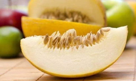 Foto - Kavun çekirdeğini ezip yerseniz...
