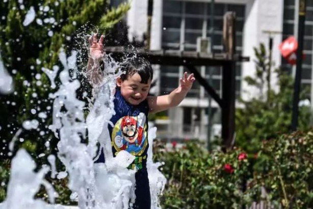 Foto - Kavurucu sıcaklar devam edecek mi? İşin uzmanı cevapladı